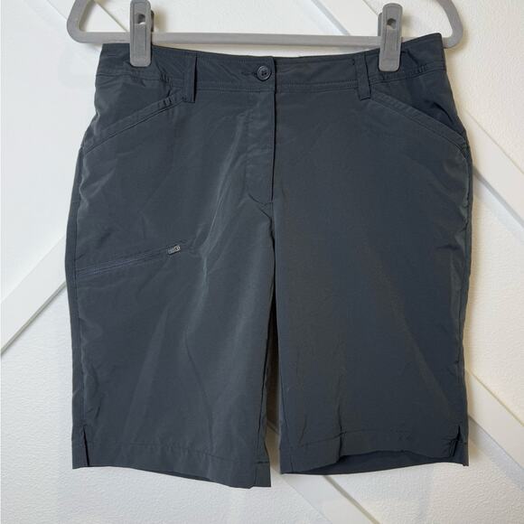 Oobe Women’s Light Weight Performance Bermuda Grey Shorts Size 6 - Picture 1 of 8
